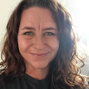 Meet your Posher, Roxanne